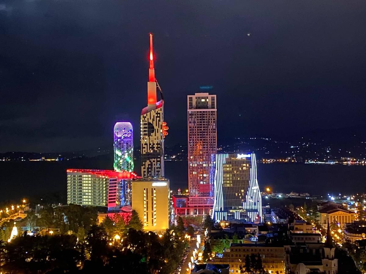 Отель Hotel Orbi Sea Towers Батуми-9