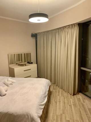 Отель Hotel Orbi Sea Towers Батуми Представительский люкс-20