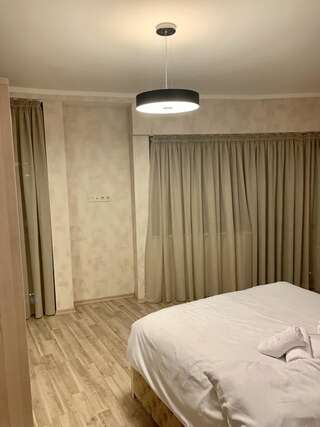 Отель Hotel Orbi Sea Towers Батуми Представительский люкс-23