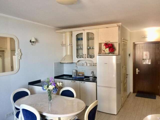 Отель Hotel Orbi Sea Towers Батуми-61